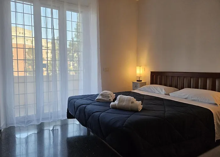 Be Your Home - Isabella Bright Apartment